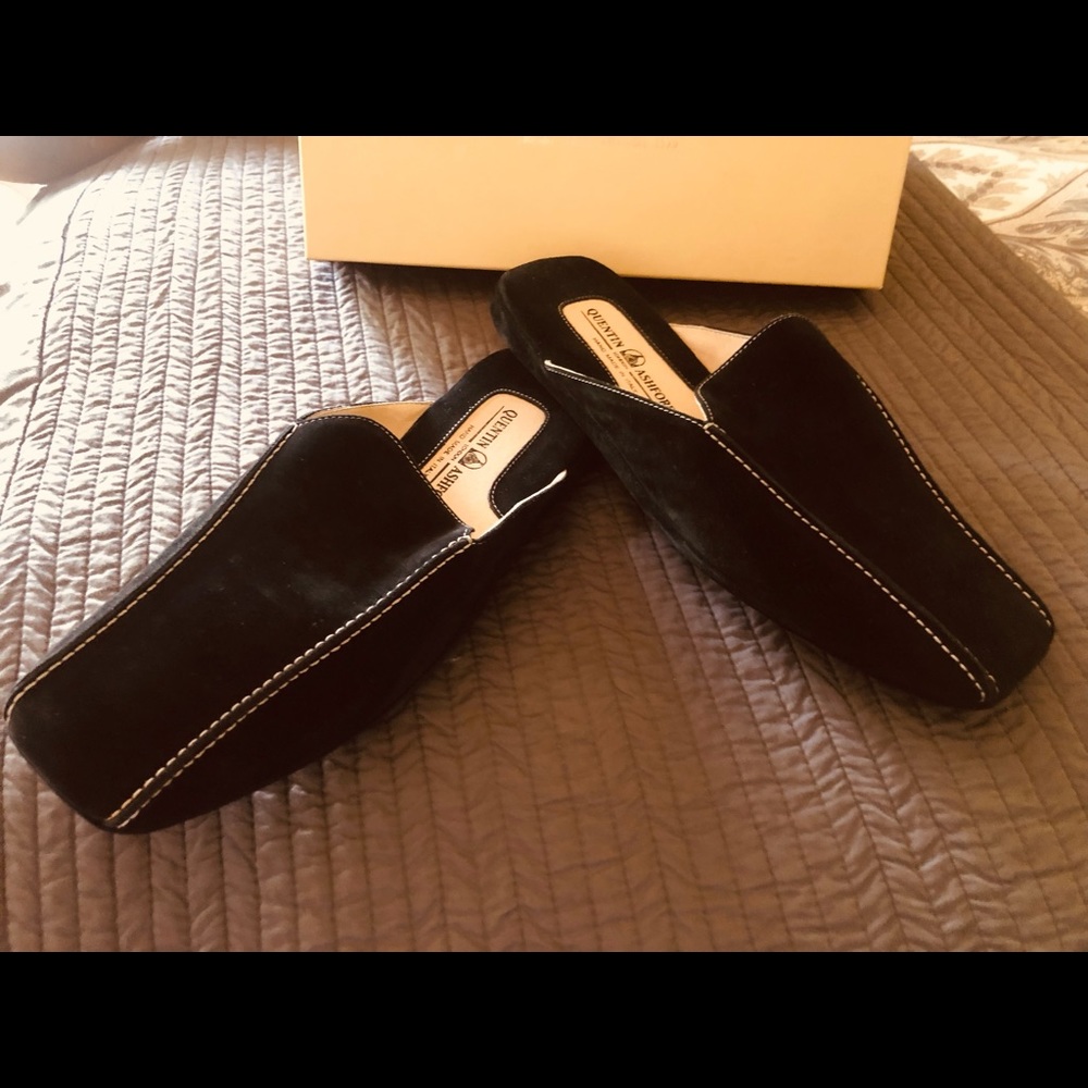 Quentin Ashford Mens black suede slippers